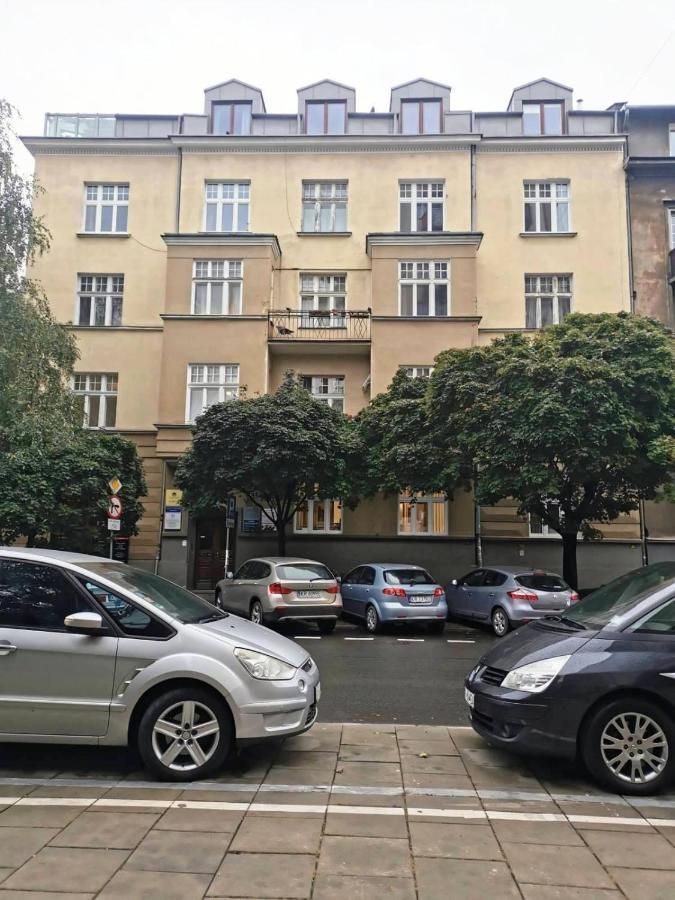 Designer Apartment 110M2 With King Size Beds & Equipped Kitchen Krakow Exterior photo