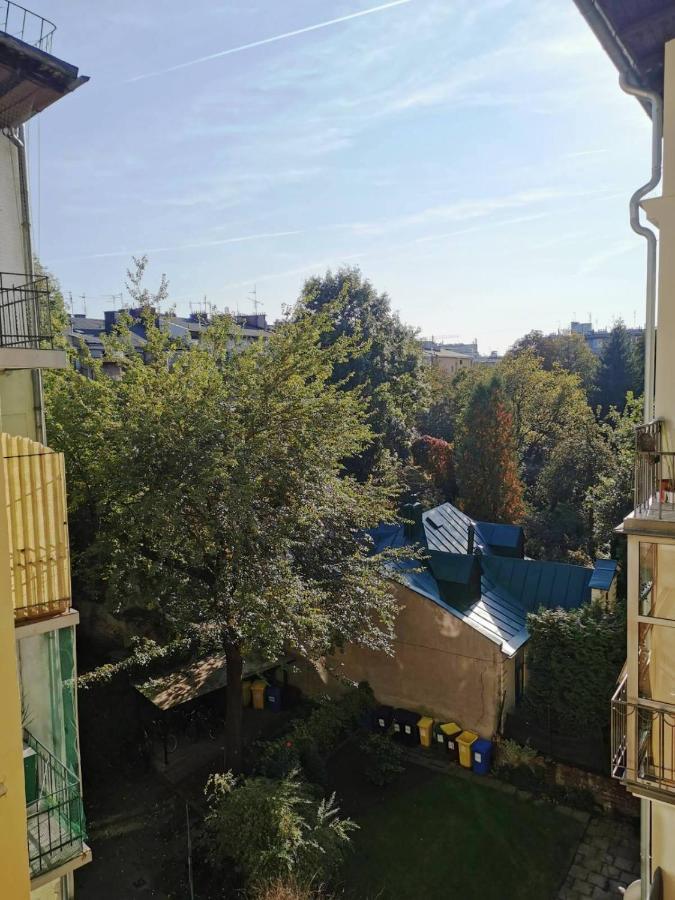 Designer Apartment 110M2 With King Size Beds & Equipped Kitchen Krakow Exterior photo